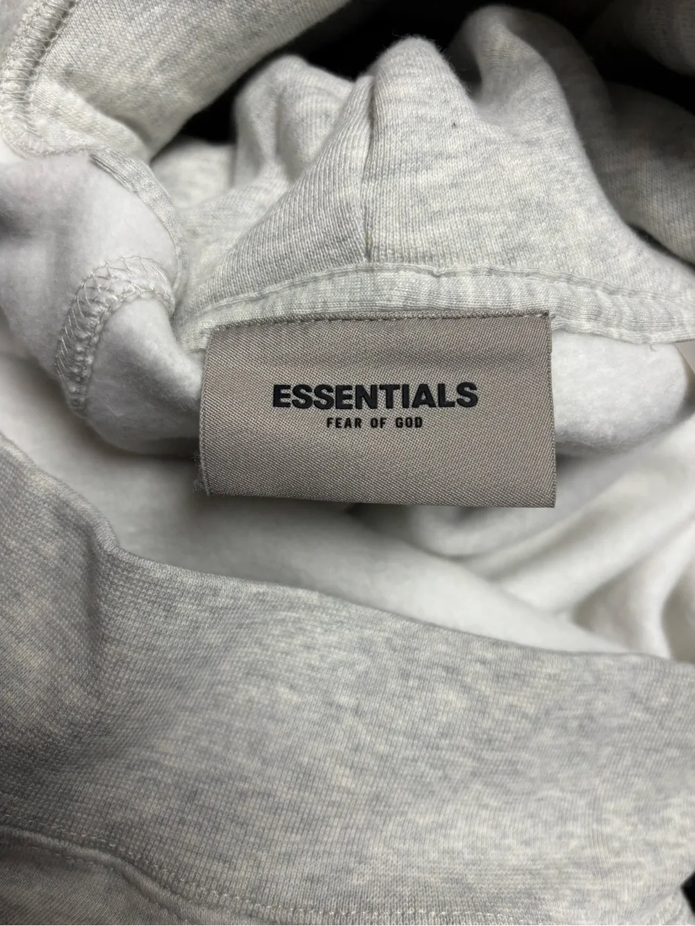 Fw21 fear of god essentials Light Oatmeal Hoodie - Picture 4 of 6